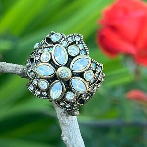 Vintage Heidi Daus Art Deco Style Cocktail Ring – Size 5.75